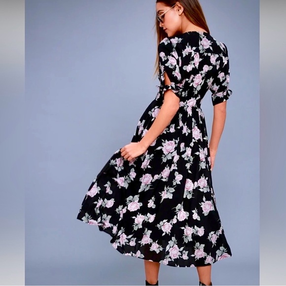 Free People Dresses & Skirts - Free People LOVE OF MY LIFE Deep Vee Button Up Floral Black and Pink Midi Dress